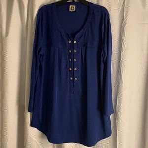 Beautiful Anne Klein royal blue blouse